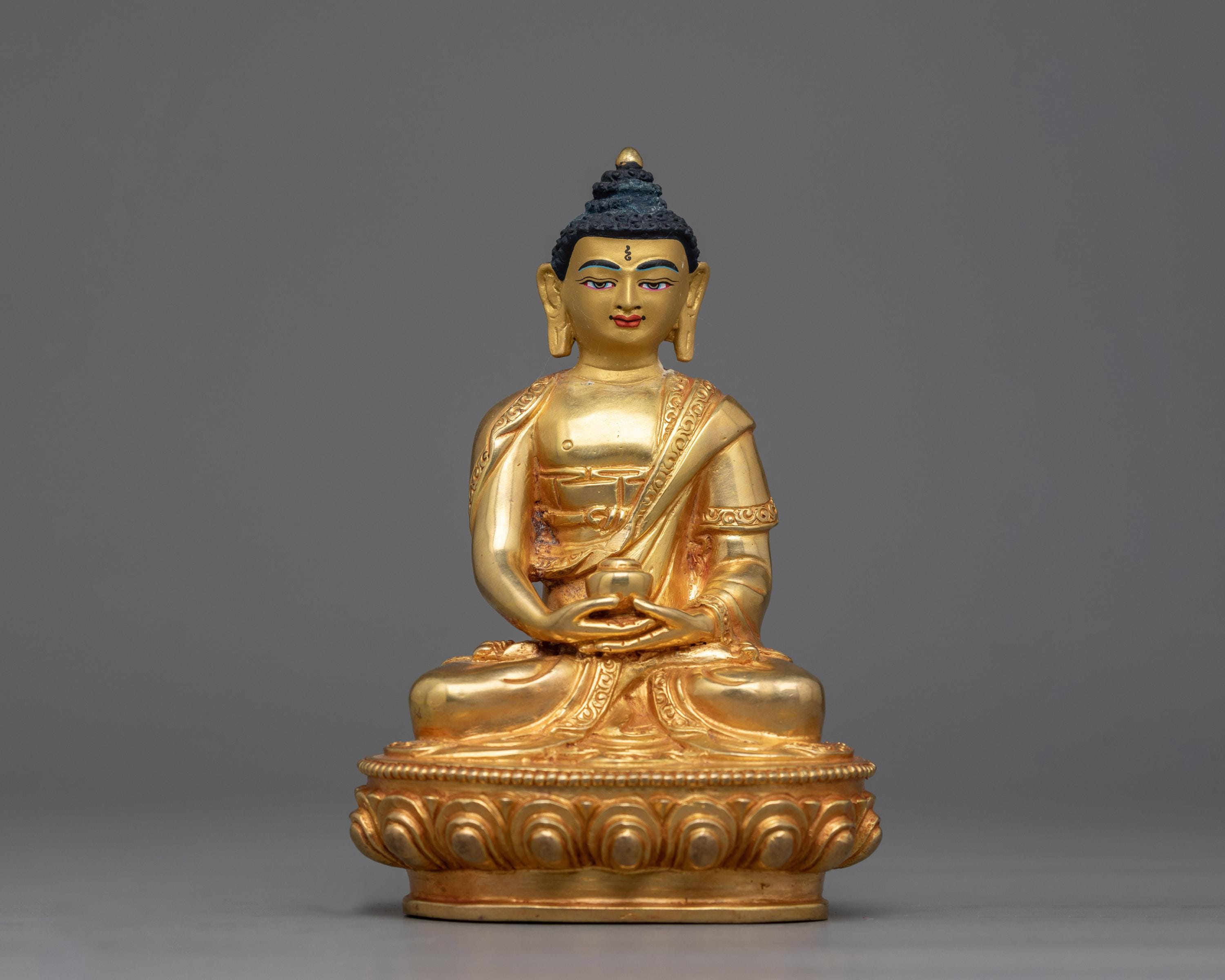 阿弥陀如来像 金鍍金 14cm | 無限の光と慈悲の光 | ネパール伝統工芸品