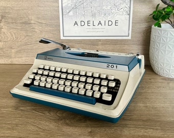 Vintage Blue/Cream Imperial 201 Typewriter + Case. Excellent Working Condition! Serviced, Cleaned & Tested. FREE DELIVERY!