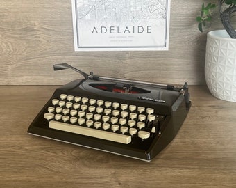 Vintage Adler Tippa S Typewriter + Case. Excellent working condition! Serviced, Cleaned & Tested. FREE DELIVERY!