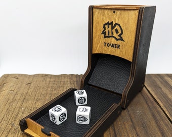 Tour à dés en bois Heroquest pour dés de combat et de mouvement, recouverte de cuir véritable, pliable avec fermeture magnétique