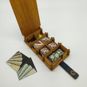 Heroquest 1990 Spielsteinhalter aus Holz und Leder