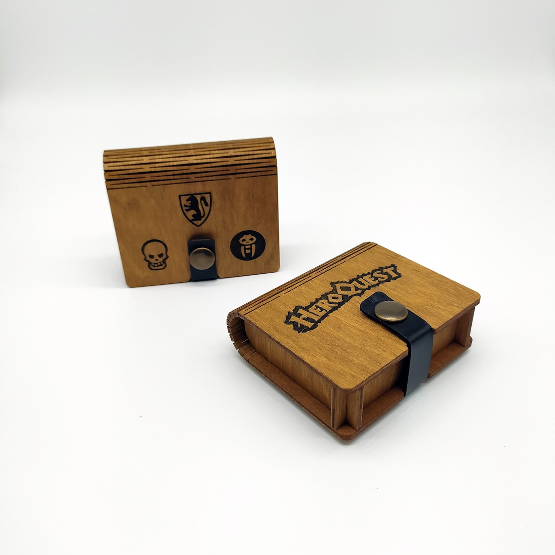 Heroquest Wooden Dice Box With 6 Wooden Dice Included Combat Etsy