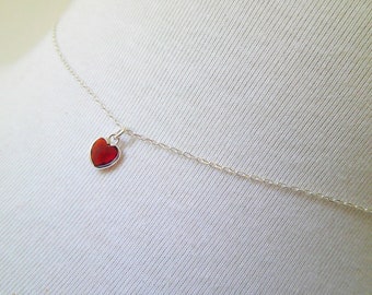 925 silver choker necklace with a 0.25 mm thick and 38 cm long chain with a heart-shaped silver pendant and 7x5mm red zirconia