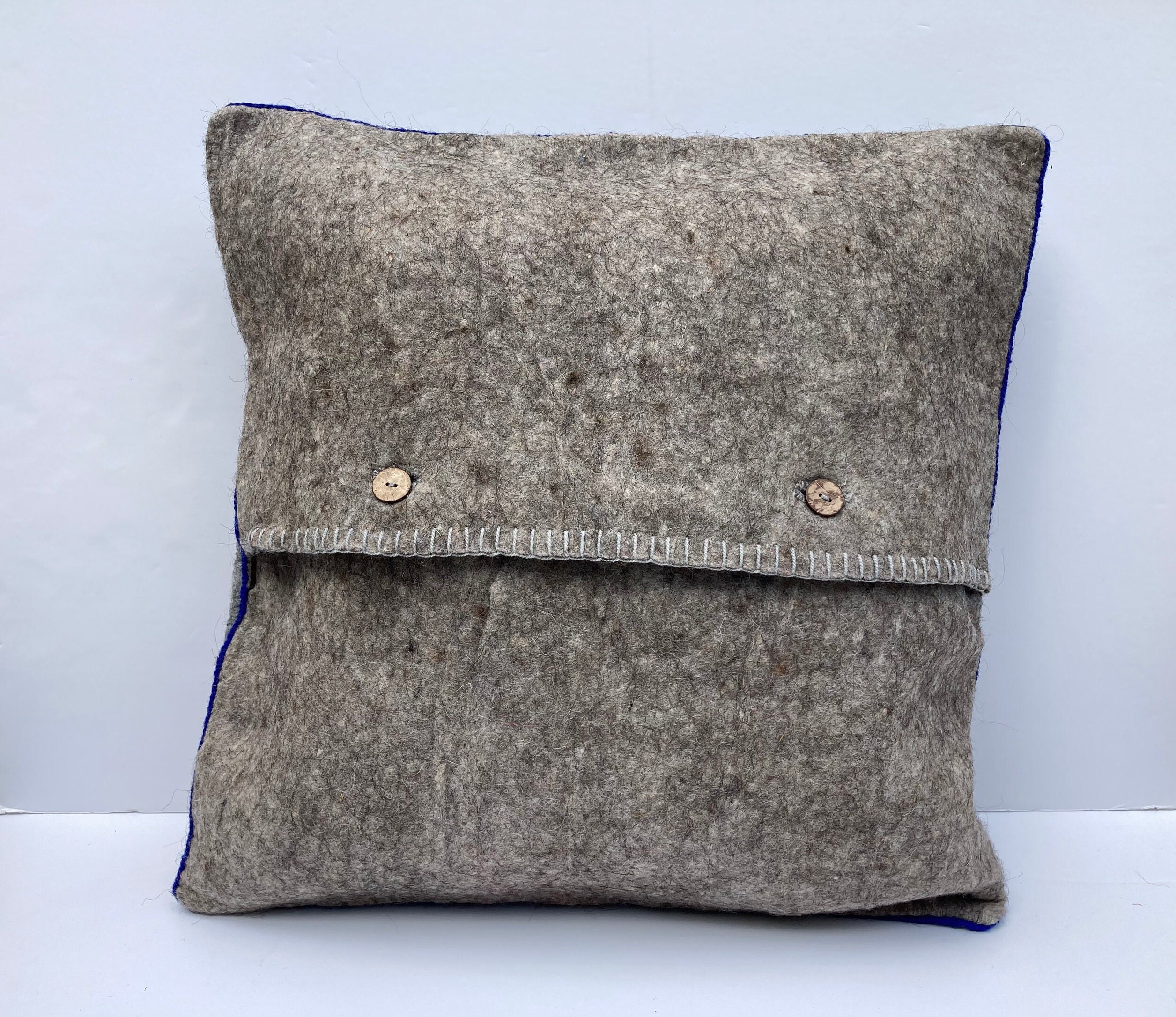 ウールフェルト キルギス シルダック クッションカバー - ハンドメイド