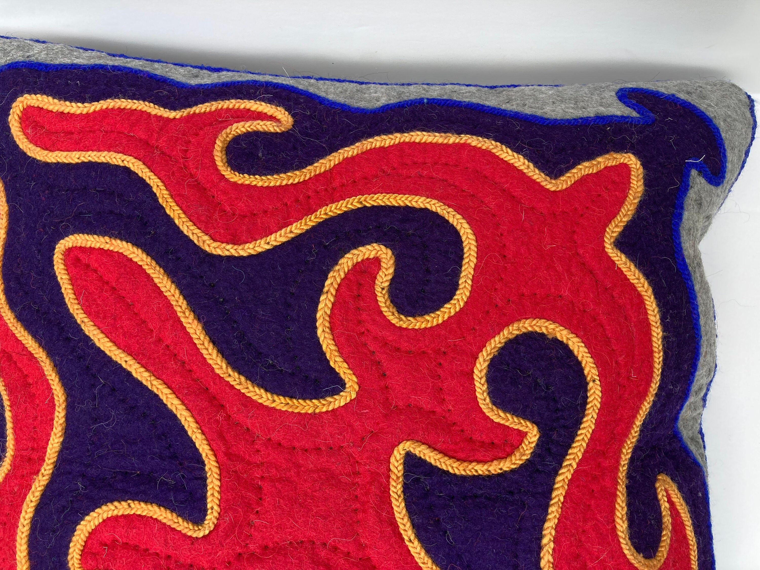 ウールフェルト キルギス シルダック クッションカバー - ハンドメイド