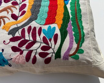 Tenango カラフル ホーム ピローケース、手刺繍のメキシコ オトミ