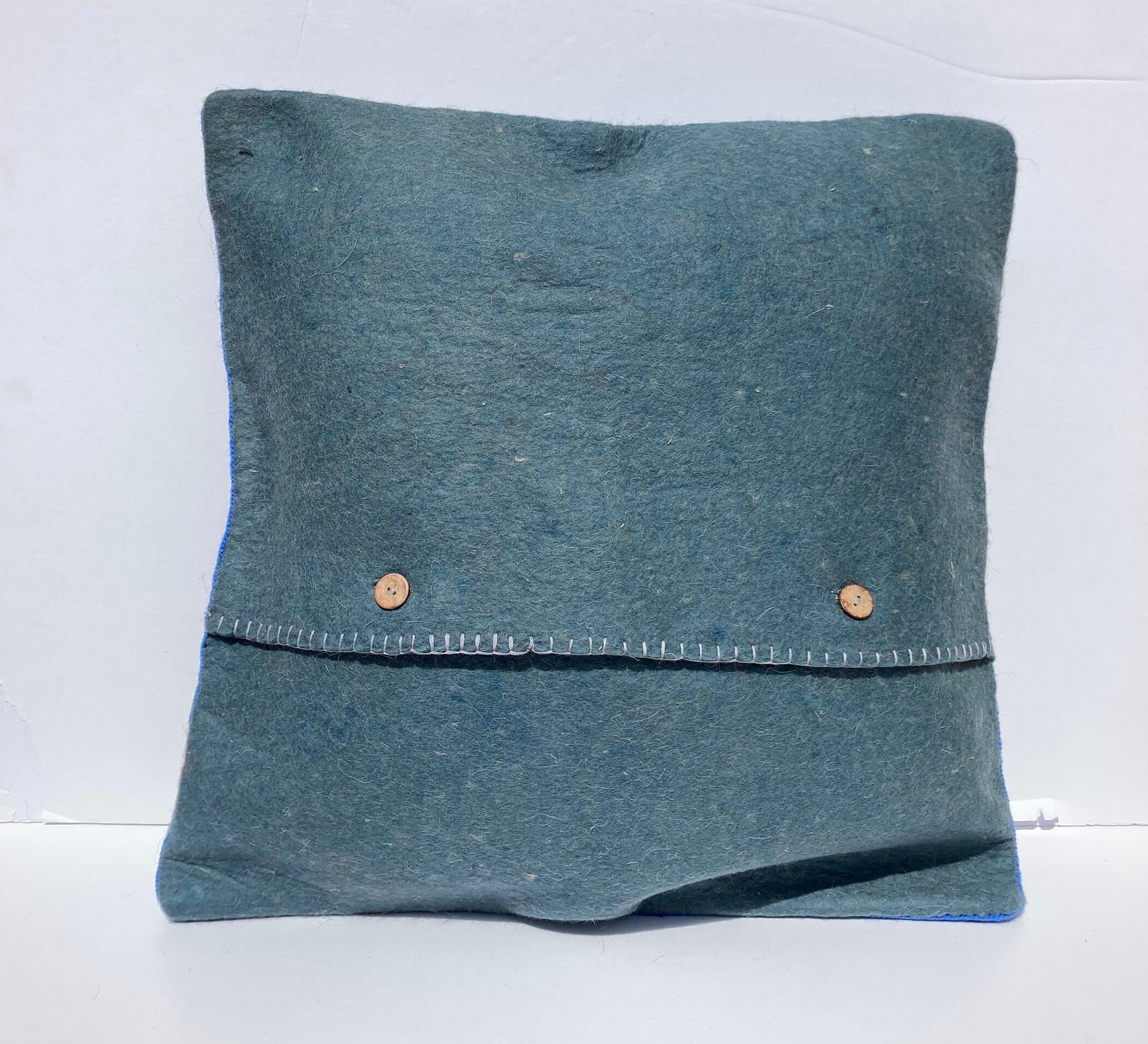 キルギス　ハンドメイド　シルダック　ウールクッションカバー　約65×65cm シルダック キルギスタン - 手作りの伝統的なクッションカバー - 染色