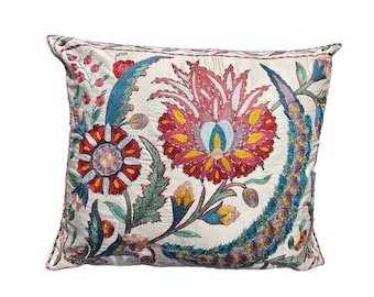 White Silk Suzani, Uzbek Handmade Embroidered Pillow Case, 58cm x 47cm  (23" x 19") Cushion Cover