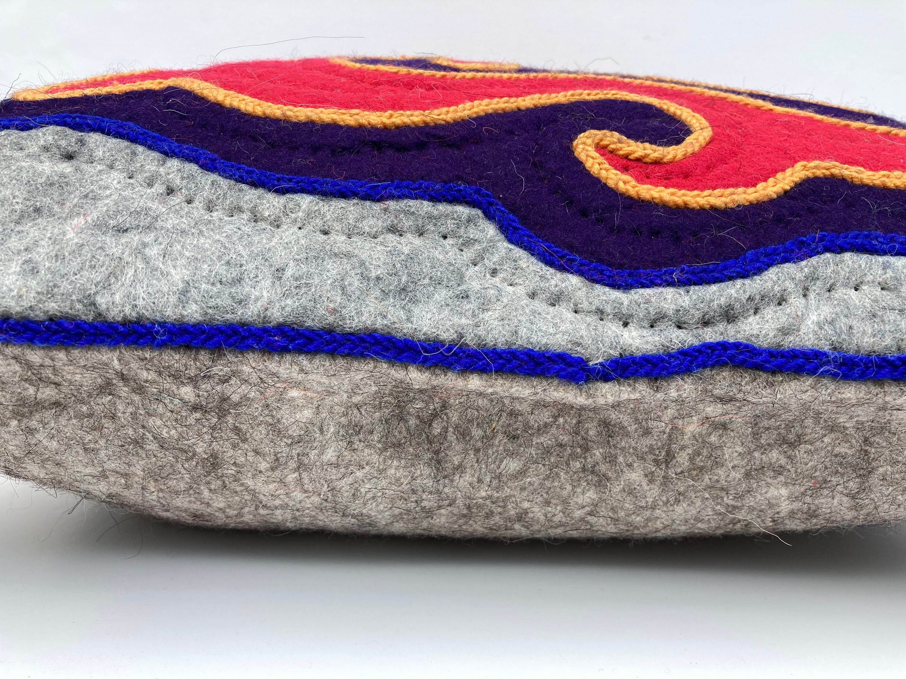 キルギス ハンドメイド シルダック ウールクッションカバー 約65×65cm