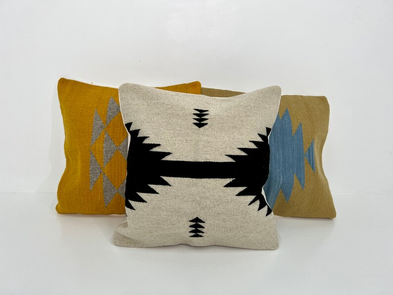 Funda de cojín decorativa mexicana tejida a mano en lana, 50 cm x 50 cm (20" x 20"), hecha en Oaxaca imagen 2