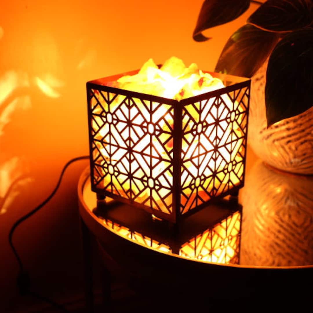 Salt rock basket lamp deals