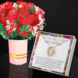 An meine geliebte Oma Oma Herz Halskette mit Blumenkarte Blumenstrauß Oma Geschenk für Gigi Beste Oma aller Zeiten Abuela Geschenk Gigi Geschenke