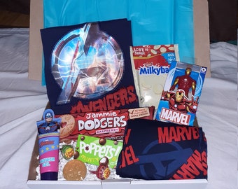 Kids Marvel Avengers Gift Hamper | Treat Box | Letterbox Gift | Activity Pack | Children's Gift Set | Gift Set For Boys/Girls