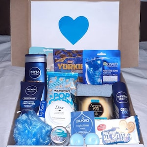 Mens Luxury Blue Relaxing Gift Hamper Father's Day Gift Birthday Pamper Kit Pick Me up Hug In A Box Self-Care Package For Him image 2