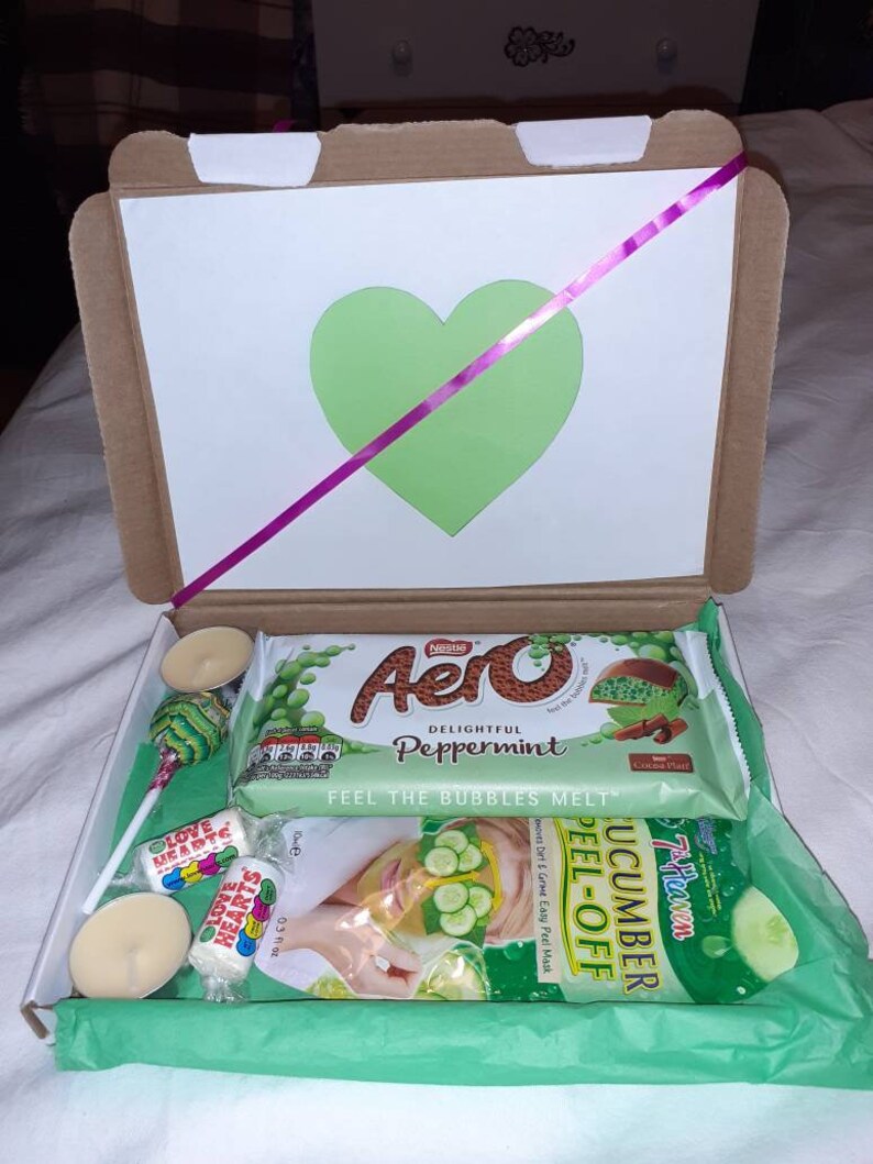 Ladies Relaxing Green Letterbox Gift Hamper Mother's Day Gift Treat Box Pick Me Up Self-Care Birthday Thank You Gift For Her image 4