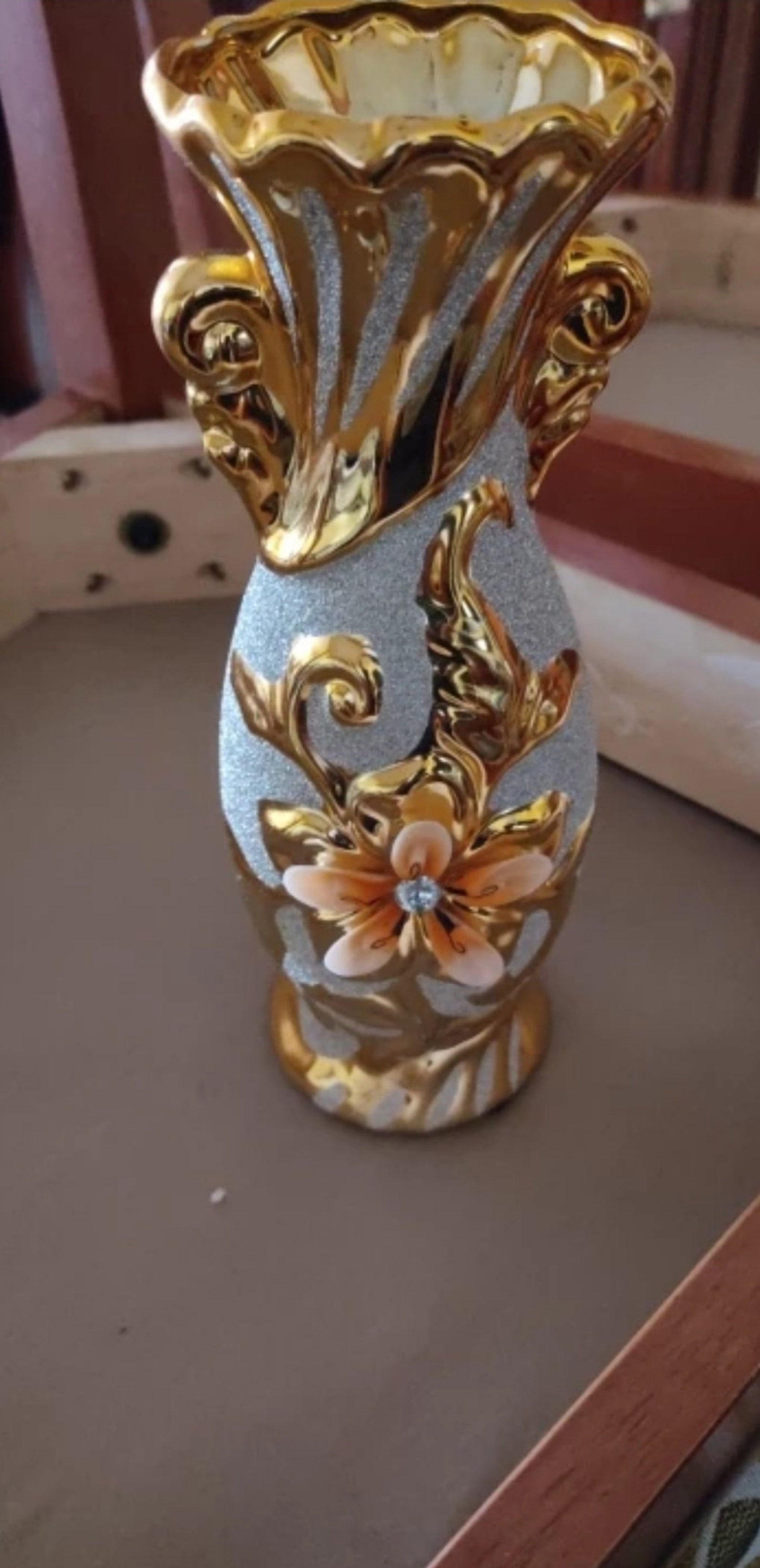 Vintage flower vase in goldplated porcelain the Flower Vase Etsy