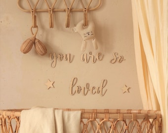 you are so loved + stars , Schriftzug aus Holz , nursery wooden wall script , Kinderzimmer Dekoration , Wanddekoration