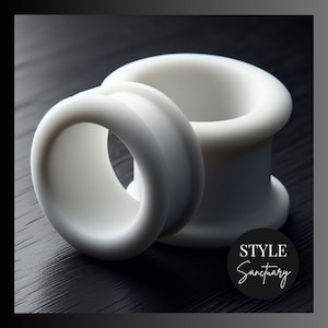 White Silicone Flesh Tunnel Plug - Soft Flexible Ear Gauges For Stretched Ears - Double Flared Silicone Ear Stretcher - Earlobe Expander