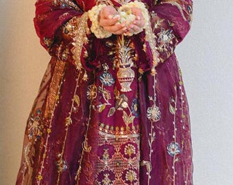 Embroidered Organza Pakistani Wedding Dress: Custom Salwar Kameez