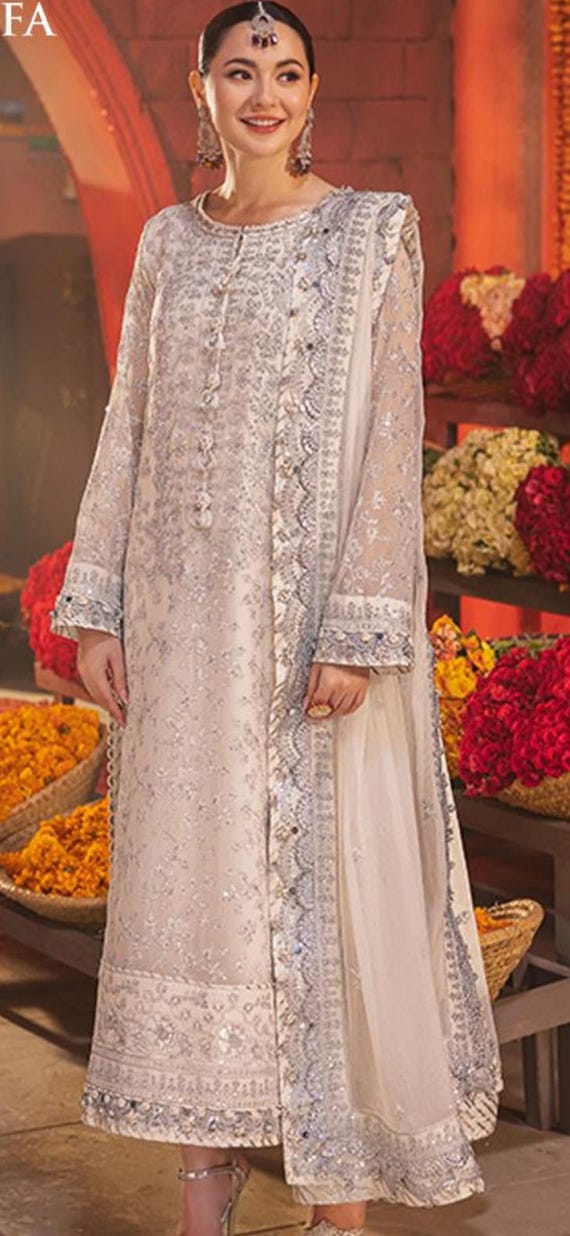 Abiti da sposa pakistani eleganti abiti etnici da festa in chiffon e ricamati realizzati su ordinazione. Etsy Italia