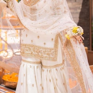 laces for dresses in pakistan White lace