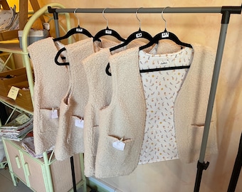 Sleeveless vest