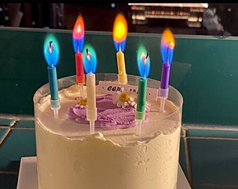 Velas de fiesta de llamas de colores, velas de cumpleaños de llamas de colores, llamas multicolores, velas de cumpleaños de llamas de colores con soportes