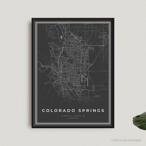 Impression de carte de Colorado Springs, carte noire de Colorado Springs, affiche de carte sombre de Colorado Springs, Colorado, cadeau d'anniversaire de pendaison de crémaillère | BU41