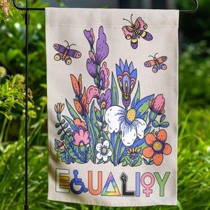 Gleichheit Gartenfahne | Vielfalt, Inklusion und Gleichstellung Werbeschild | Wir glauben, dass alle hier willkommen sind Bild 2