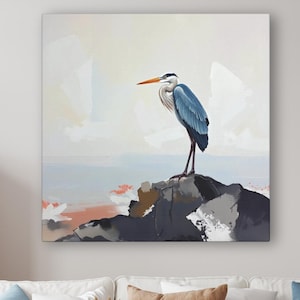 Pintura de garza azul grande sobre lienzo o póster, impresión artística de pared, obra de arte abstracto de paisaje costero neutro y apagado, decoración moderna de aves marinas oceánicas imagen 1