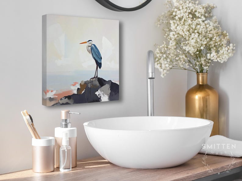 Pintura de garza azul grande sobre lienzo o póster, impresión artística de pared, obra de arte abstracto de paisaje costero neutro y apagado, decoración moderna de aves marinas oceánicas imagen 8