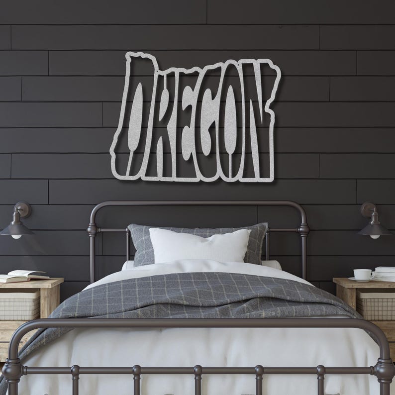 Oregon Wall Art Metal Sign, Retro Oregon State Shaped Silhouette Name Outline Large Wall Hanging, University Dorm Room & Home Decor Gift image 2