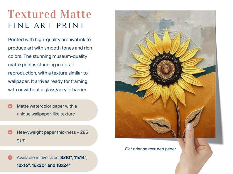 Puede incluir: Impresi&oacute;n art&iacute;stica de un girasol con p&eacute;talos amarillos y centro oscuro, sobre un fondo texturizado dorado, turquesa y gris. La impresi&oacute;n es sobre papel acuarela mate y est&aacute; disponible en varios tama&ntilde;os.