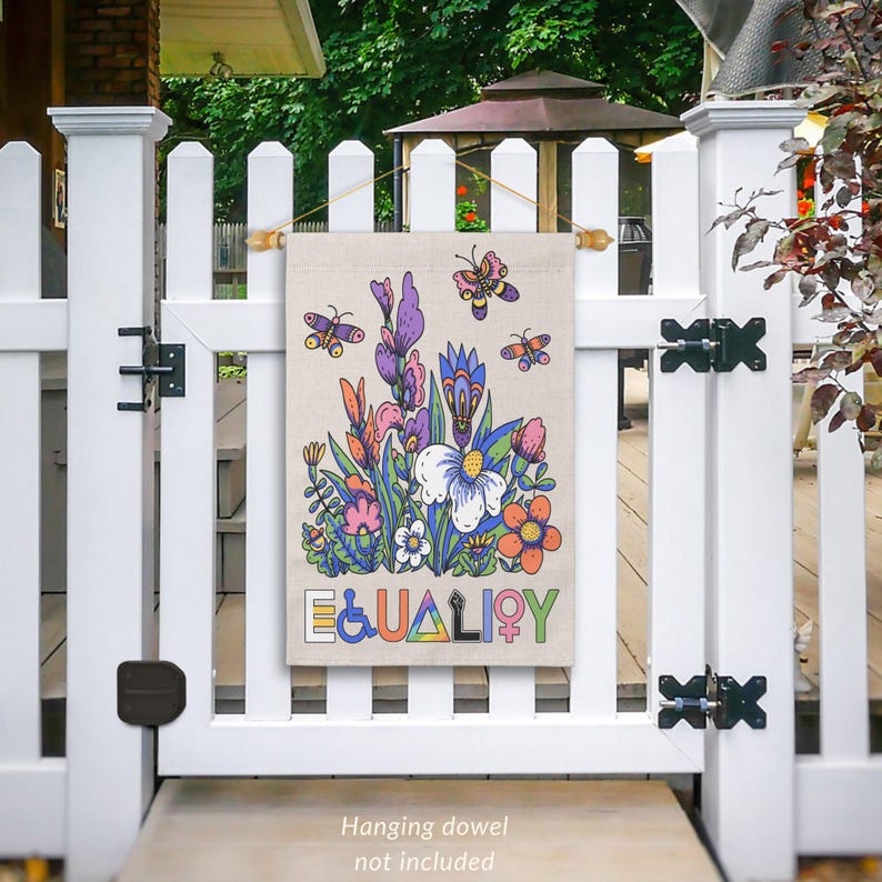 Gleichheit Gartenfahne | Vielfalt, Inklusion und Gleichstellung Werbeschild | Wir glauben, dass alle hier willkommen sind Bild 7