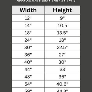 K&ouml;nnte beinhalten: Ein Ma&szlig;leitfaden mit Breiten- und H&ouml;henma&szlig;en in Zoll. Der Leitfaden enth&auml;lt Gr&ouml;&szlig;en von 30.5cm x 22.9cm bis 149.9cm x 112.5cm. Der Text "DIMENSIONS GUIDE" und "NEED A CUSTOM SIZE? MESSAGE ME!" werden angezeigt.