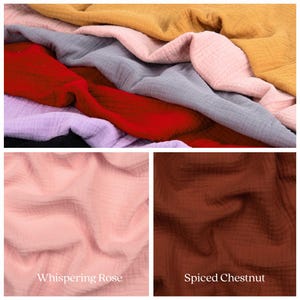 Puede incluir: Primer plano de dos muestras de tela. La muestra superior es de color rosa claro y se llama "Whispering Rose". La muestra inferior es de color marr&oacute;n rojizo y se llama "Spiced Chestnut".