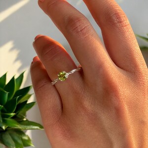 Elegant Peridot Ring, Peridot Engagement Ring, 14K Gold Peridot Ring, Peridot Jewelry, August Birthstone.