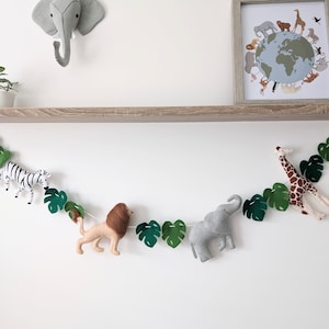 Safari animal garland, safari wall decor, jungle nursery decor, safari nursery decor, baby shower gift, safari theme bedroom, safari banner