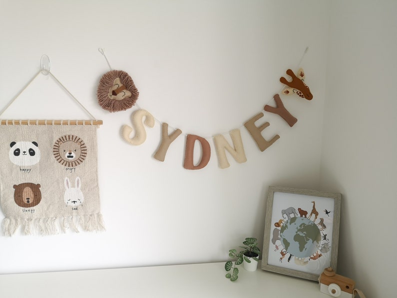 Safari name garland, safari wall decor, jungle nursery decor, safari garland, kids bedroom decor, baby shower gift, safari theme nursery. bild 3