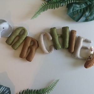 Safari name garland, safari wall decor, jungle nursery decor, safari garland, kids bedroom decor, baby shower gift, safari theme nursery. bild 12