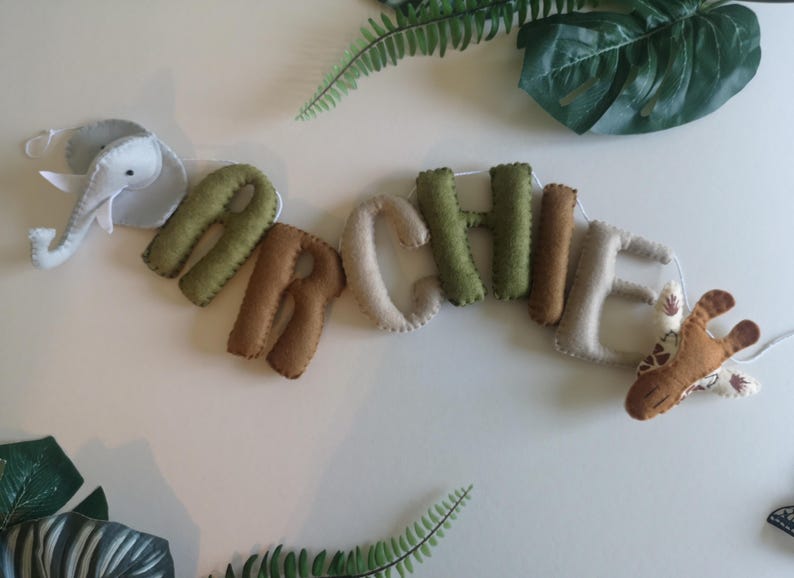 Safari name garland, safari wall decor, jungle nursery decor, safari garland, kids bedroom decor, baby shower gift, safari theme nursery. bild 12