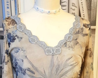 Georgeous Vintage Y2k Floral 2 Piece Mesh Top with Contrasting Undervest.