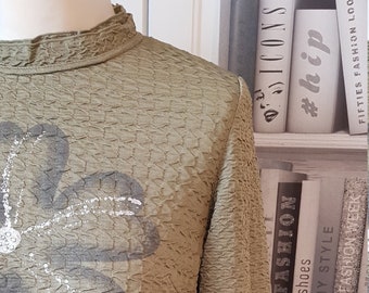 Vintage Textured Khaki Flower Round Neck Top