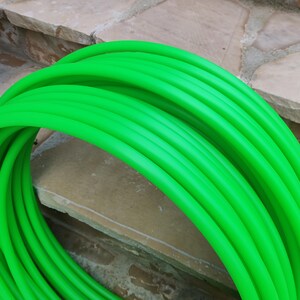 Faltbarer Polypro-Hula-Hoop-Reifen 5/8 (16 mm). „UV Green“, hergestellt in Spanien