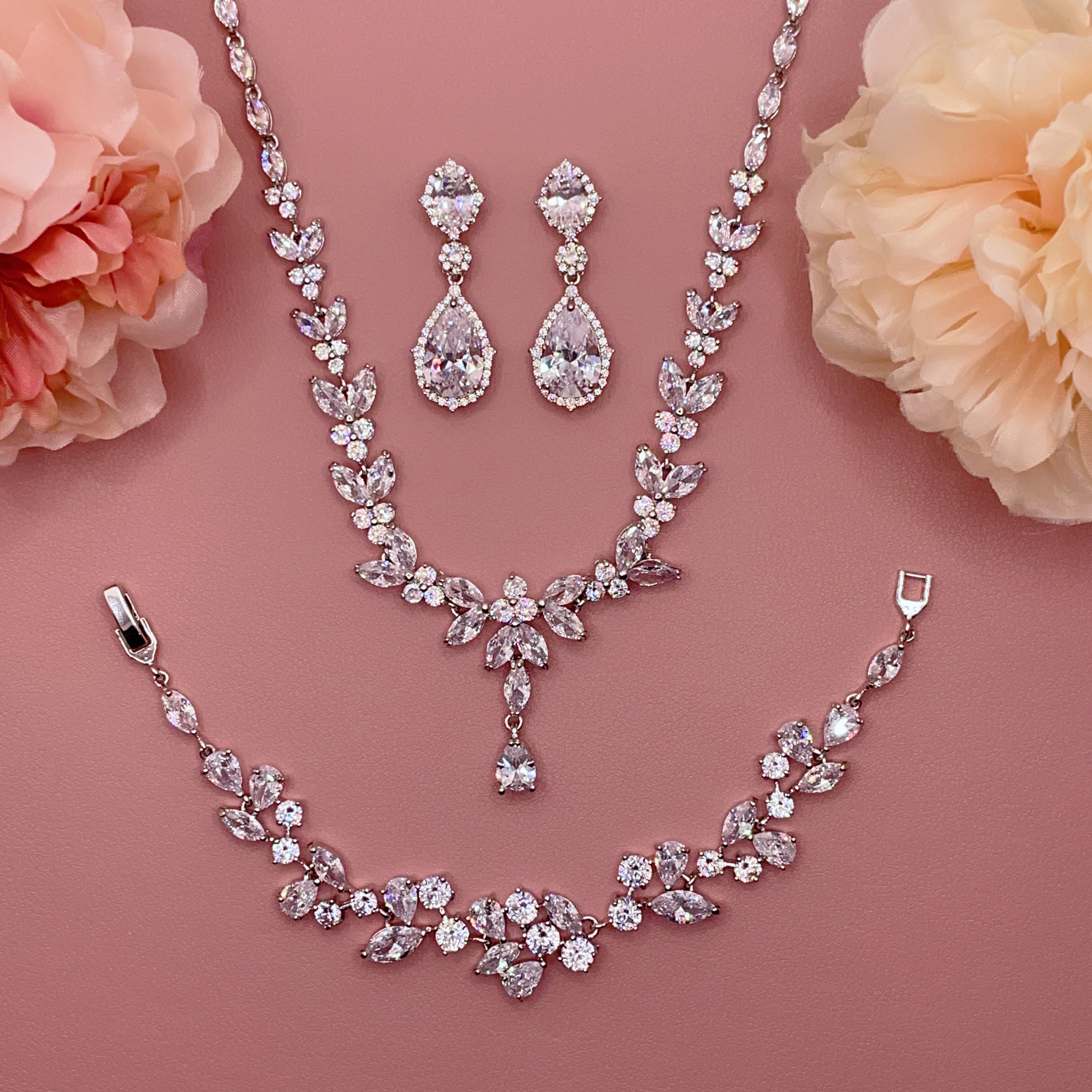 Flyonce Women's Bridal Jewellery Set for Wedding Austrian Crystal Marquise Floral Leaf Vine Statement Necklace Earrigs Set 