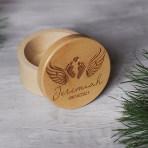 Urna de cremación de madera personalizable. Urna circular de madera grabada para cenizas infantiles, sin imán. Urna para la pérdida de un bebé.