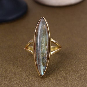 Large Labradorite Ring, Rings for Women, Boho Ring, Solid Gold Brass Ring, Labradorite Gemstone Ring, Gift For Her, Big Marquise Stone Ring