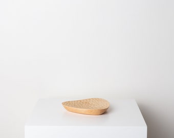 Mono Artisan Plate: Hand-Carved Plate, Wood Dinnerware, Handmade Housewarming Gift, Wooden Kitchenware, Farmhouse Kitchen Décor