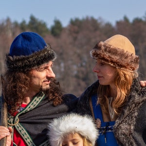 Early Medieval Diamond Wool Round Hat With Red Fox Fur Linen Early Medieval Diamond Wool Round Hat With Red Fox Fur Linen