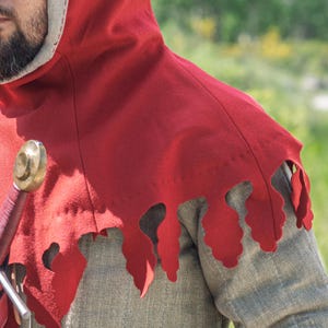 Dagged Hood With Liripipe - Woolen Medieval Hood With Cutout & Tail ...